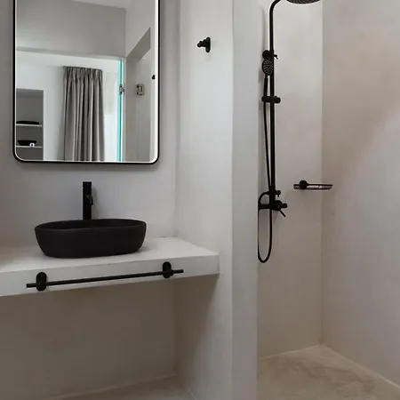 Aparthotel Golden Vista, Beachfront By Explore Andros Town