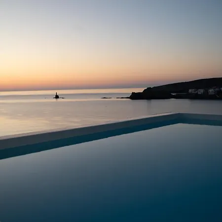 Golden Vista, Beachfront By Explore