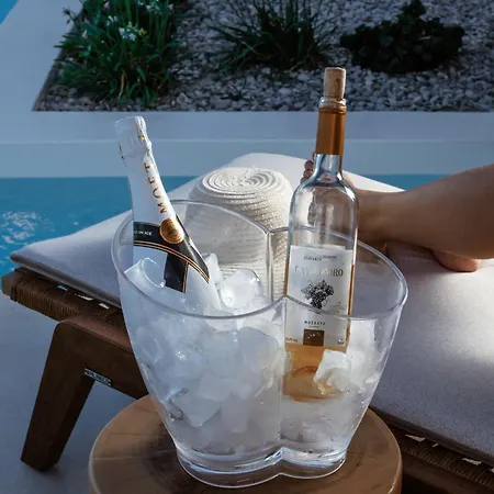 Golden Vista, Beachfront By Explore