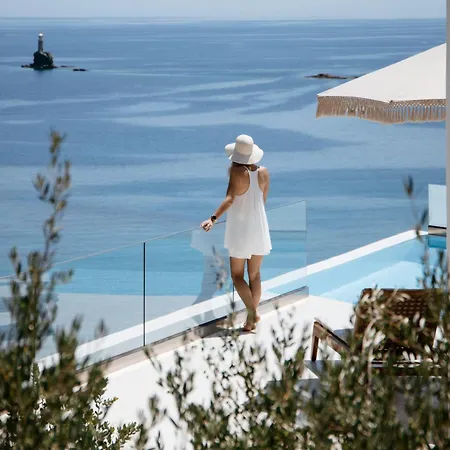 Aparthotel Golden Vista, Beachfront By Explore