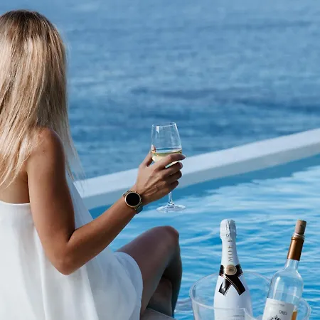 Golden Vista, Beachfront By Explore Ándros