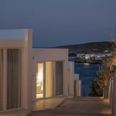 アパートホテル Golden Vista, Beachfront By Explore 4*