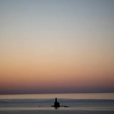 Golden Vista, Beachfront By Explore Ándros