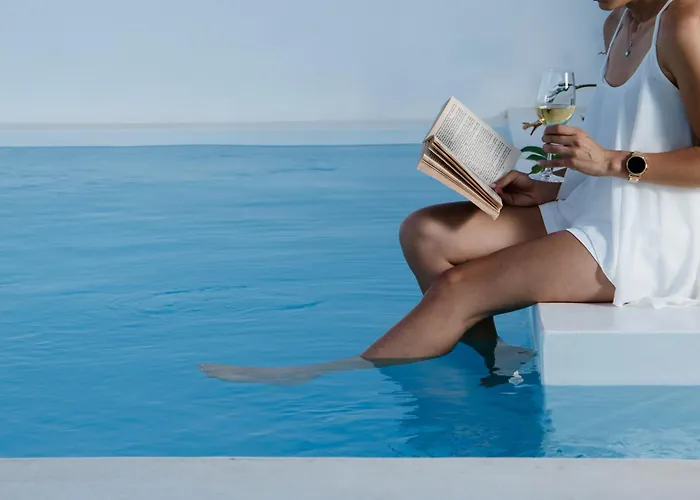 Golden Vista, Beachfront By Explore Ándros